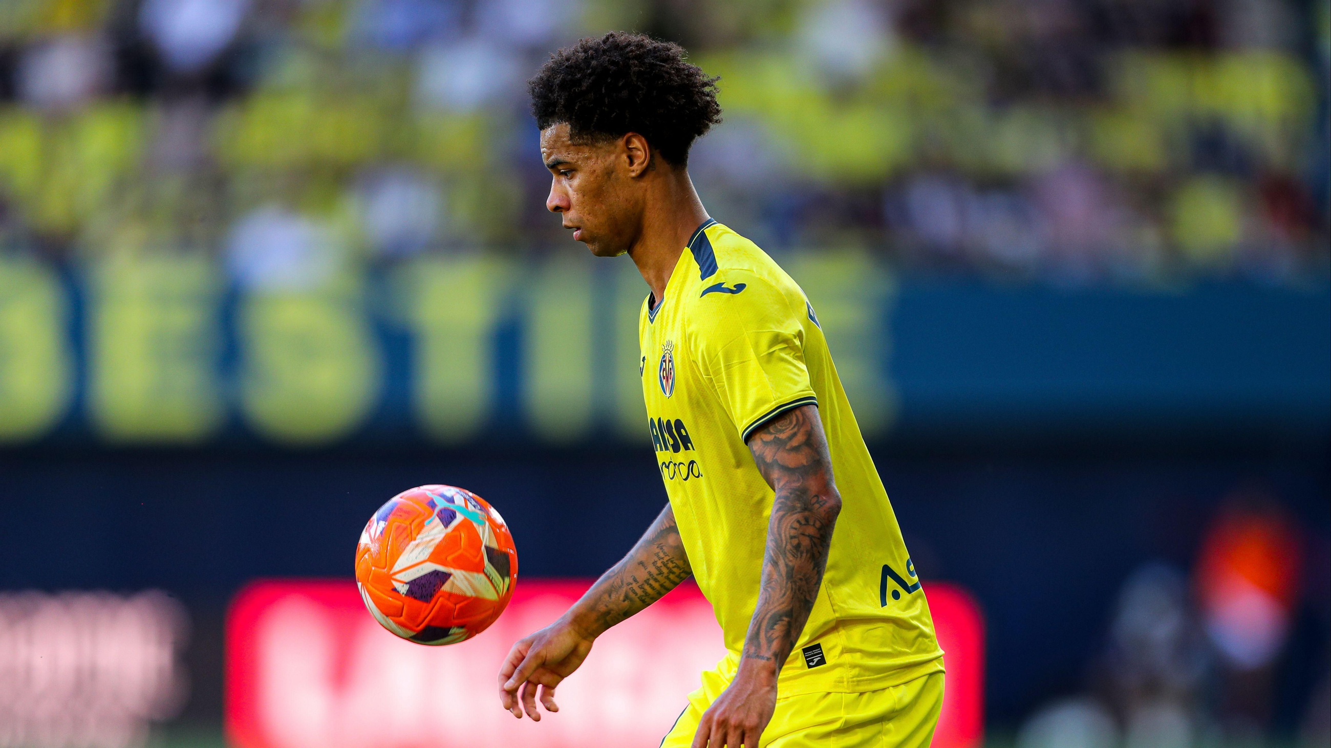 Buchanan, amb la camiseta del Villarreal