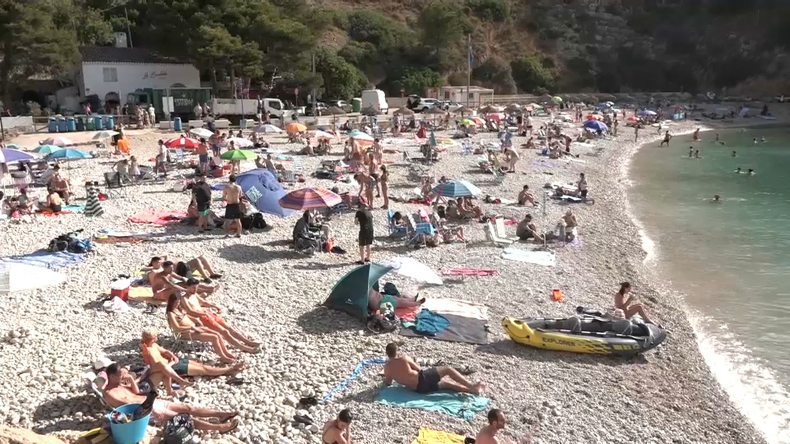 Les platges plenes de gom a gom