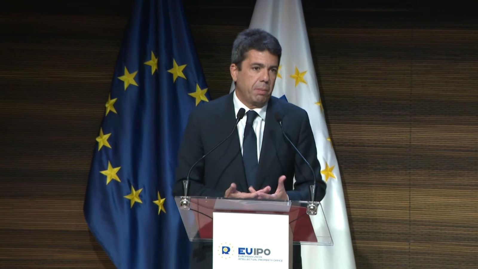 El president de la Generalitat, Carlos Mazón, aquest divendres a Alacant El president de la Generalitat, Carlos Mazón, aquest divendres a Alacant