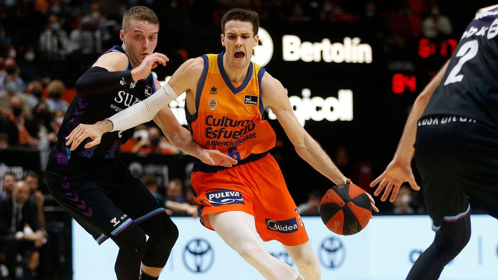 López-Arostegui, en el partit contra el Bilbao Basket López-Arostegui, en el partit contra el Bilbao Basket
