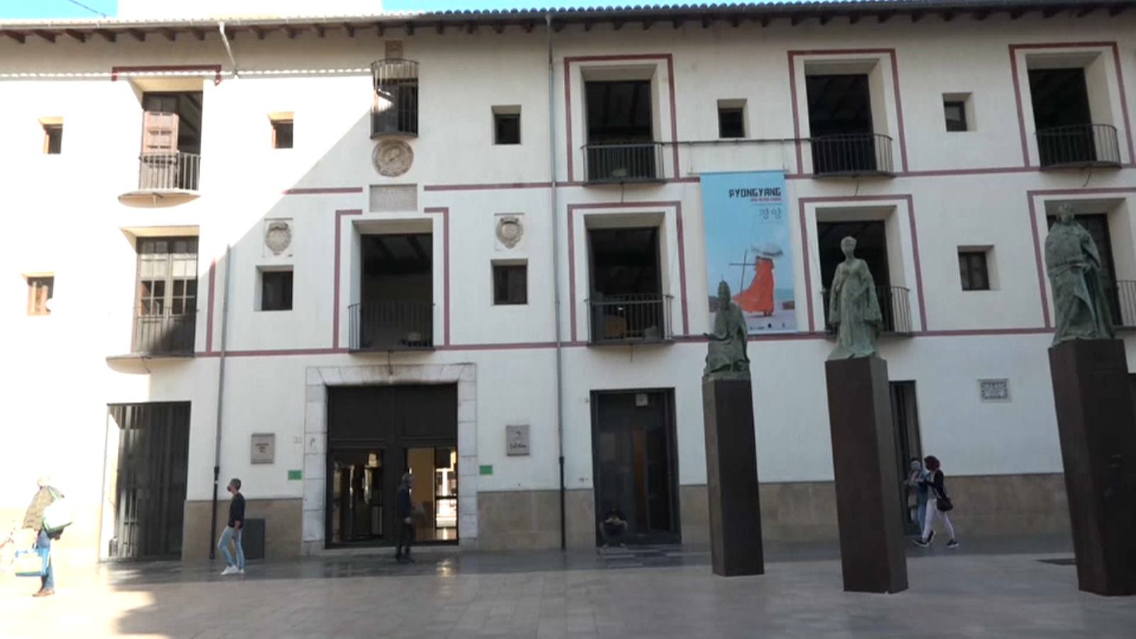 Façana del col·legi Escola Pia de Gandia