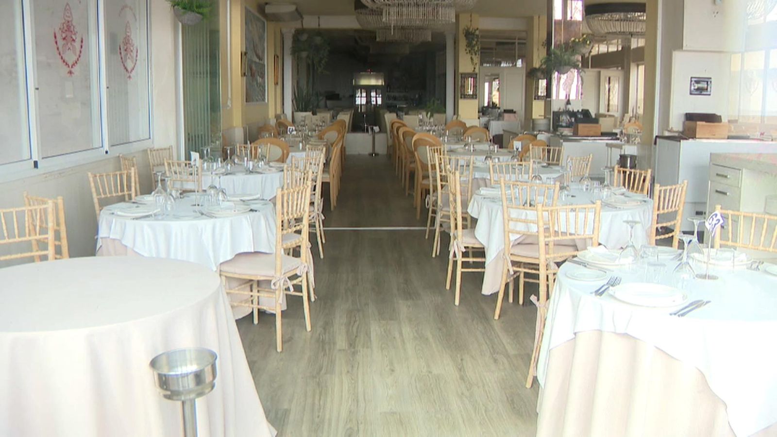 Un restaurant, en arxiu