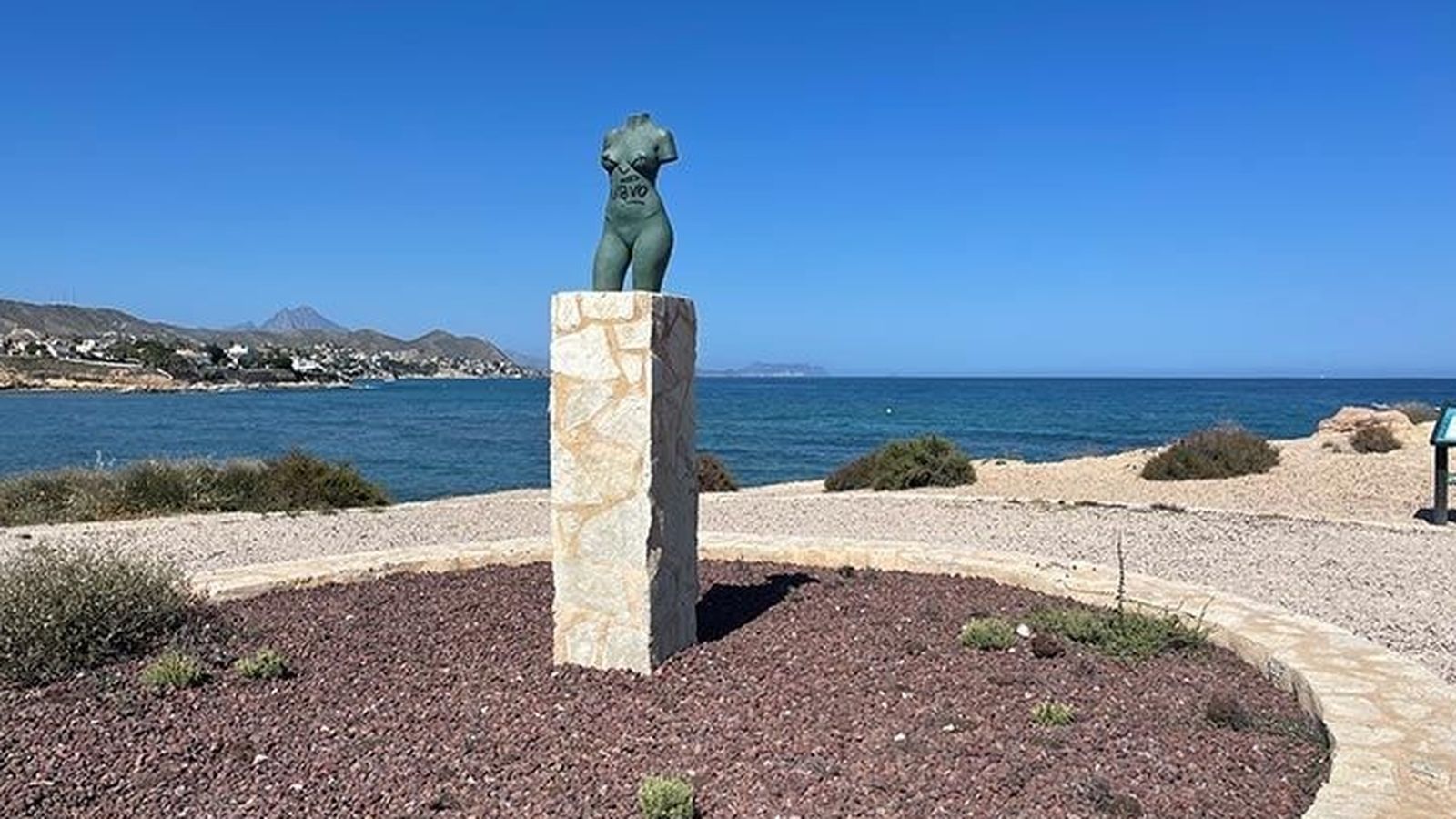 'Tors', l'escultura de Vicente Ferrero que han robat