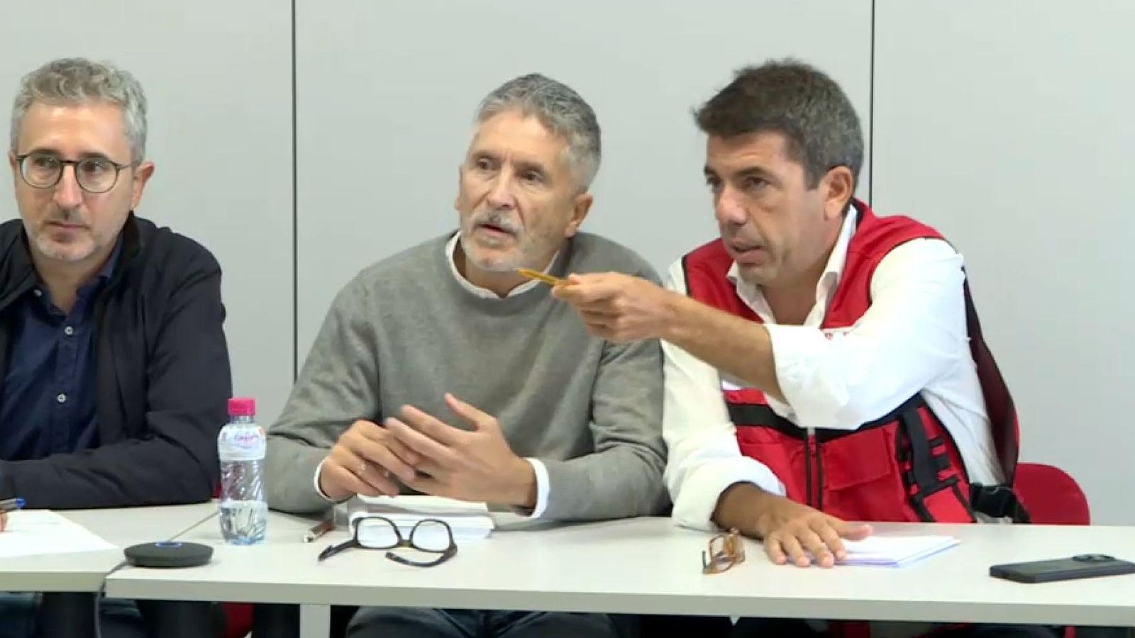 El cap del Consell, Carlos Mazón i el ministre de l'interior, Fernando Grande-Marlaska, al CECOPI