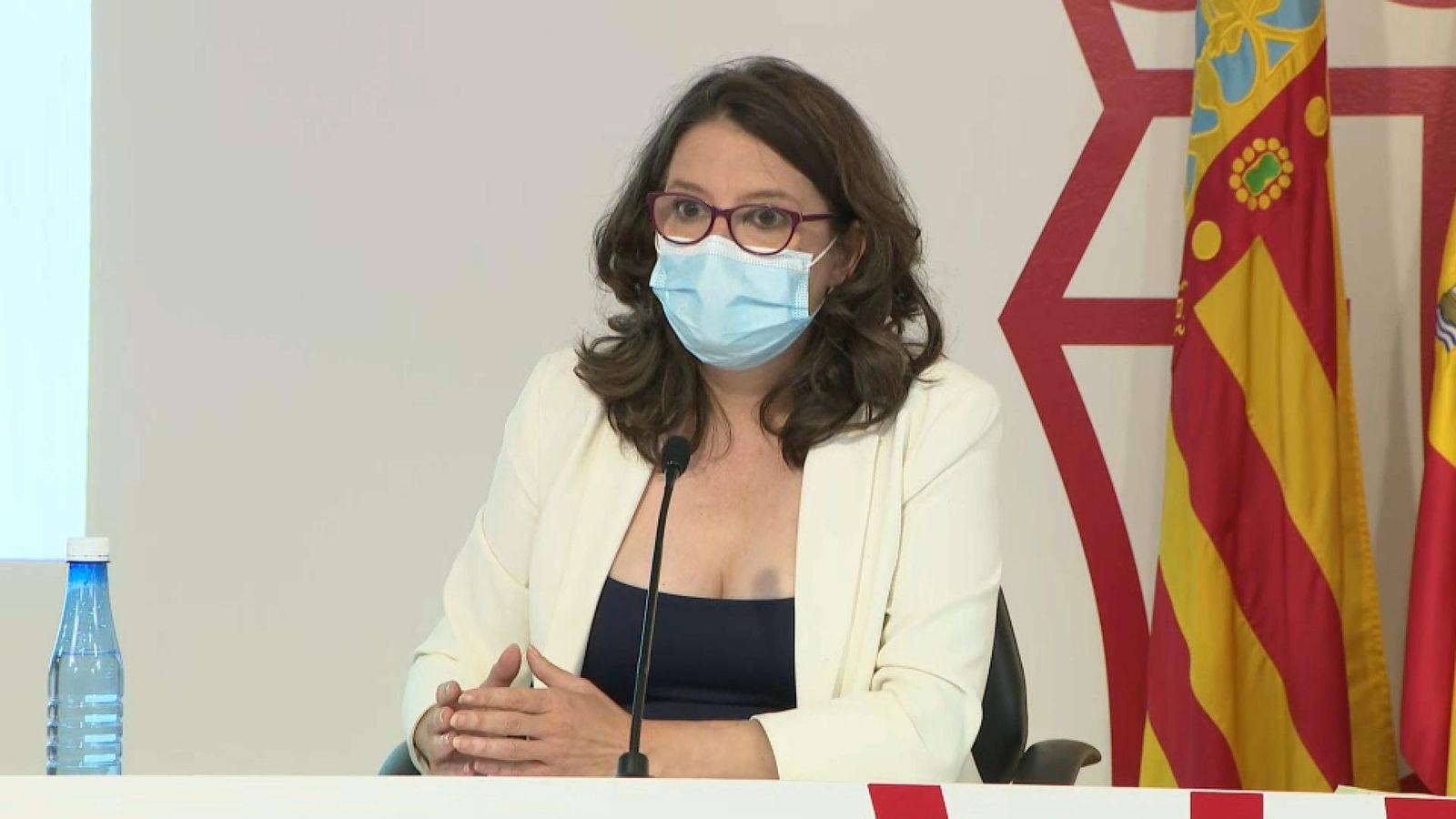 La vicepresidenta del Consell, Mónica Oltra, en la roda de premsa posterior al ple del Consell d'aquest divendres