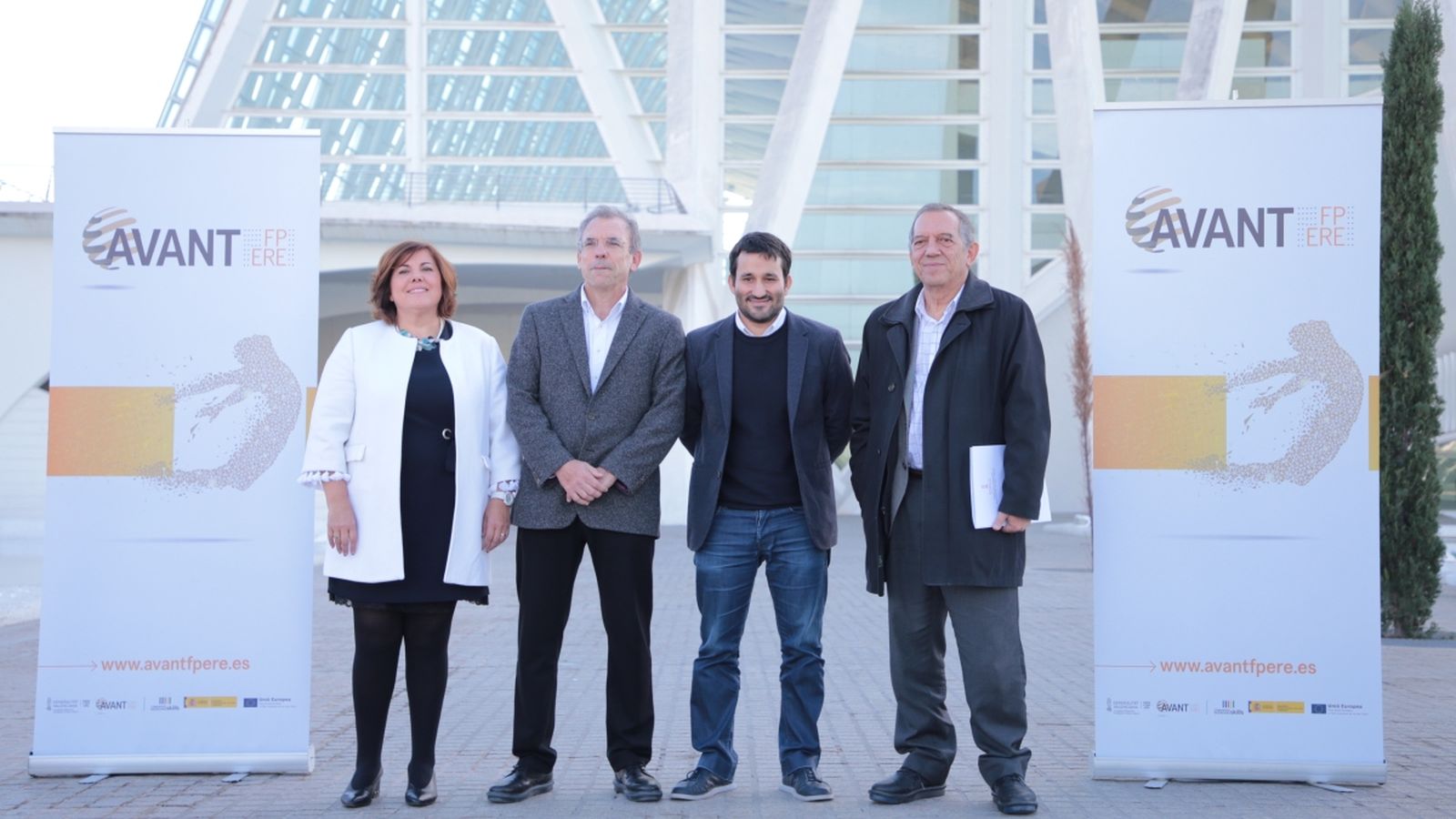 El conseller d'Educació, Vicent Marzà, el secretari autonòmic d'Educació, Miguel Soler; la directora general de Formació Professional, Marina Sánchez, i el director de la Ciutat de les Arts, Enrique Vidal.
