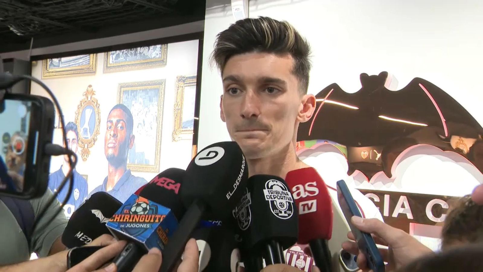 El migcampista del València CF, Pepelu