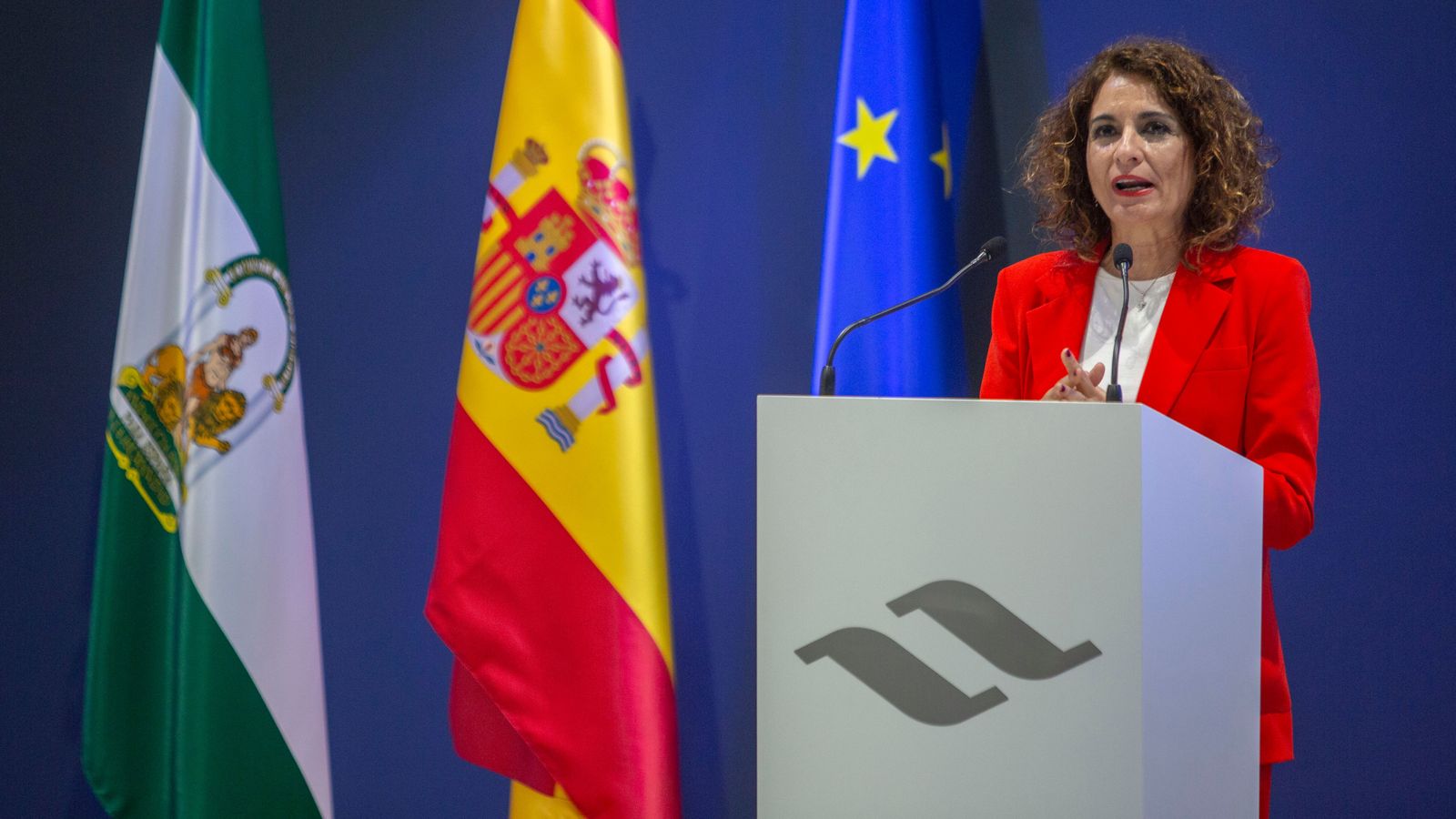 Montero en un acte en les instal·lacions de Navantia en San Fernando, a Cadis