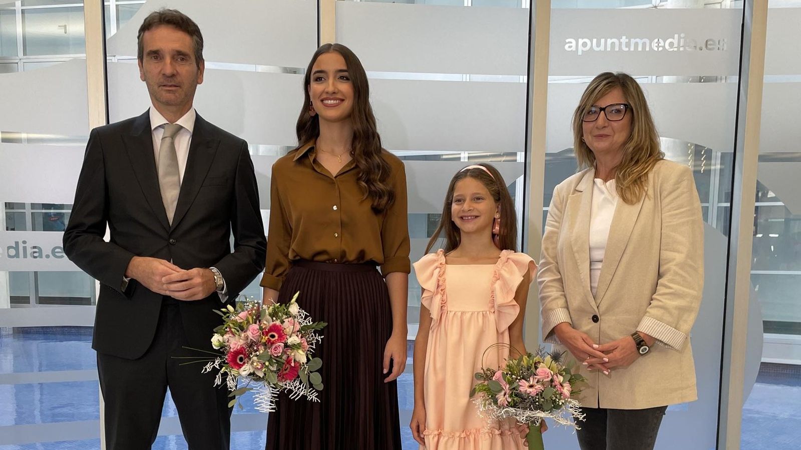 Vicente Ordaz, president de CACVSA i Asun Hernández, cap de gabinet amb les FFMM