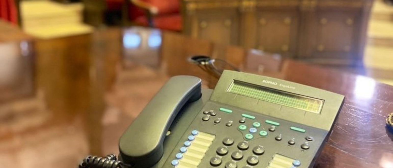 Foto del telèfon a l'Ajuntament de València