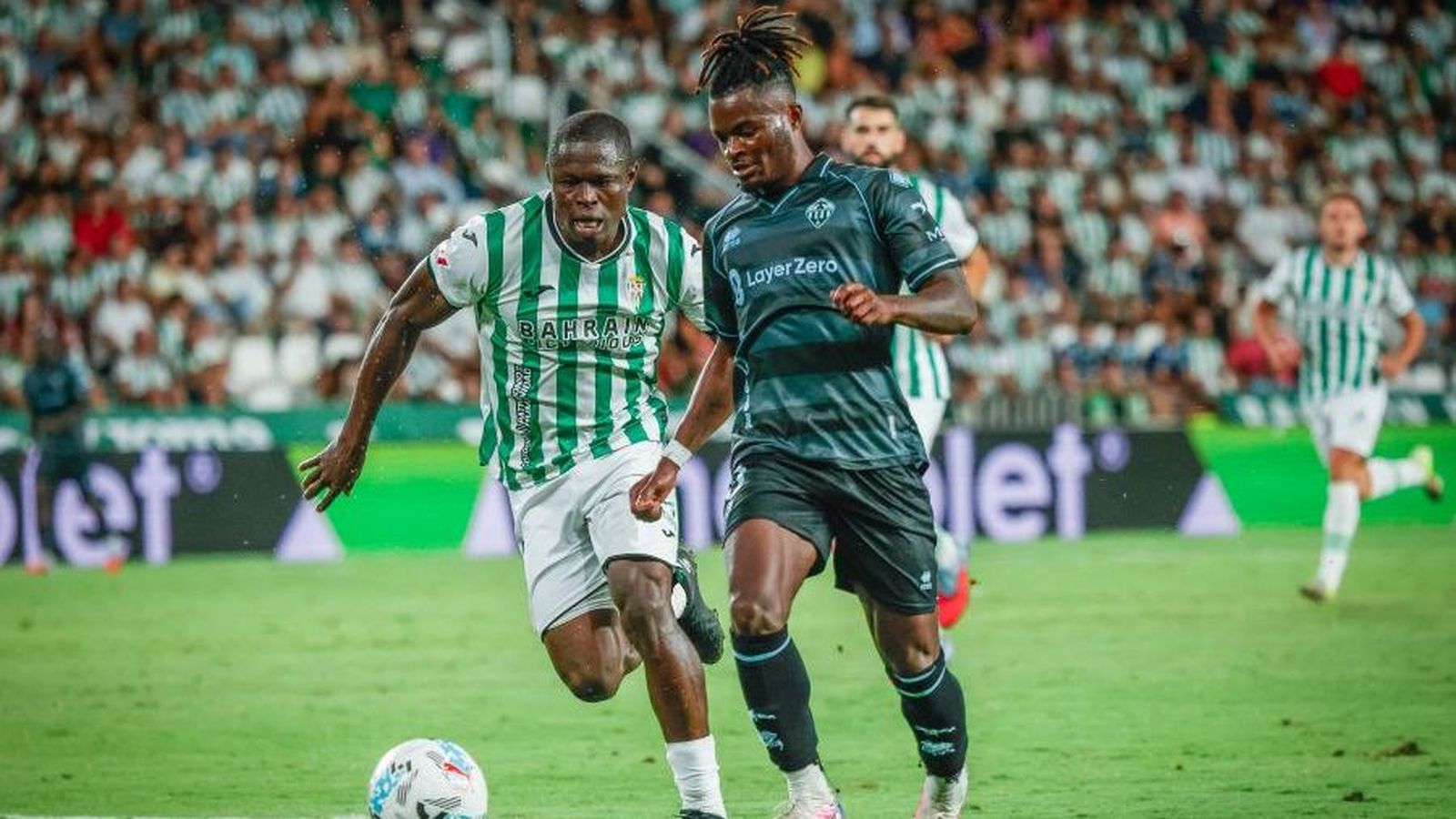 Cipenga, en una acció del duel de la primera volta