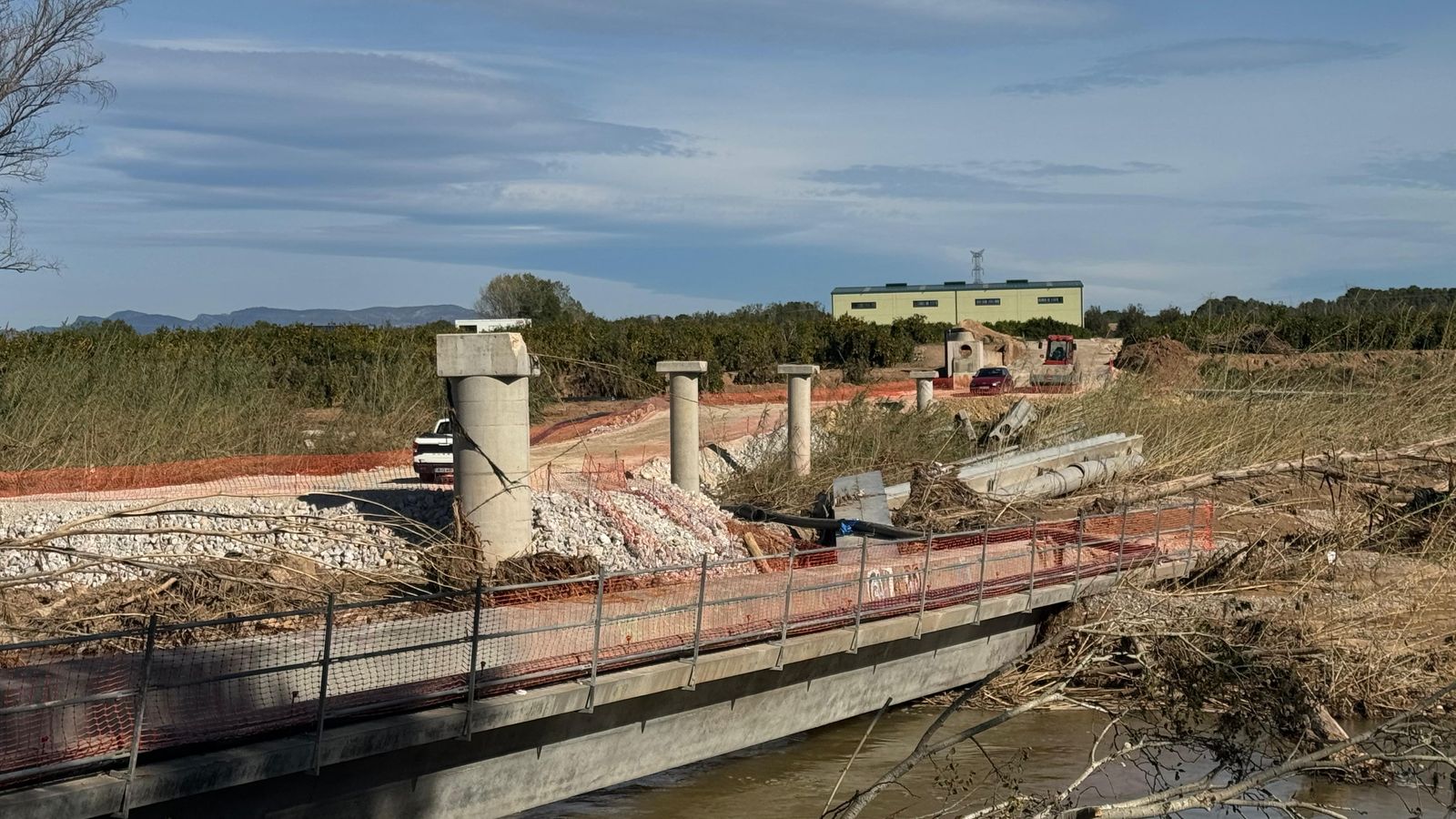 Col·lector d'emergència instalat a l'estació depuradora Camp de Túria II