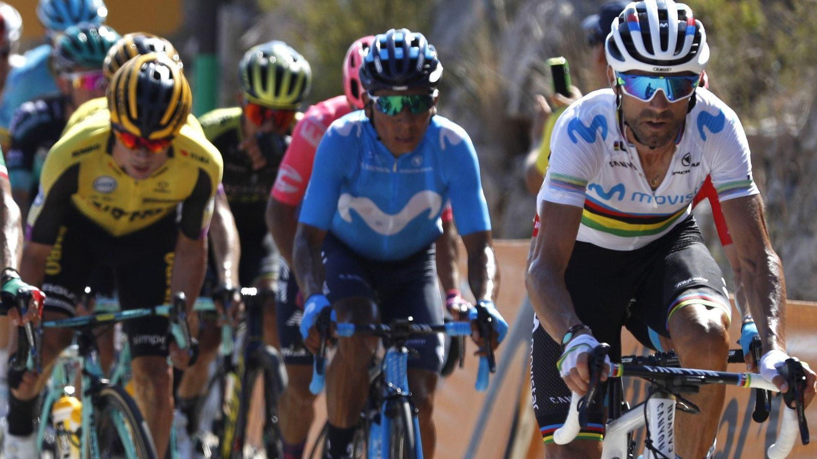 El colombià Nairo Quintana s'imposa en la meta de Calp (Efe)