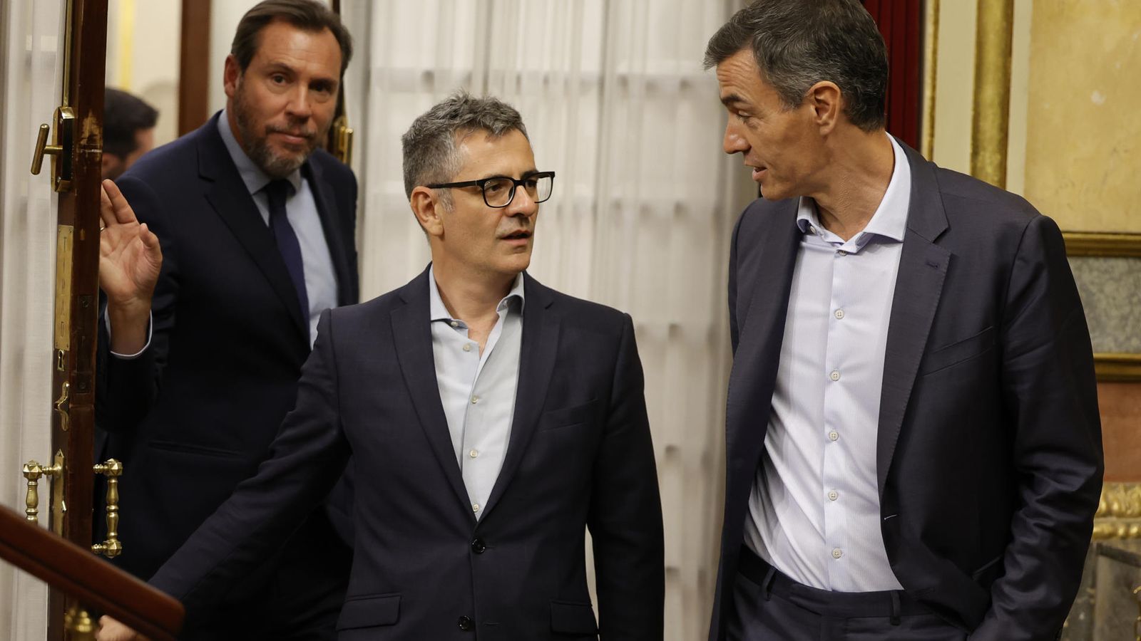 El president Pedro Sánchez al Congrès amb el Minsitre de Presidència Felix Bolaños i el de Transports, Óscar Puente
