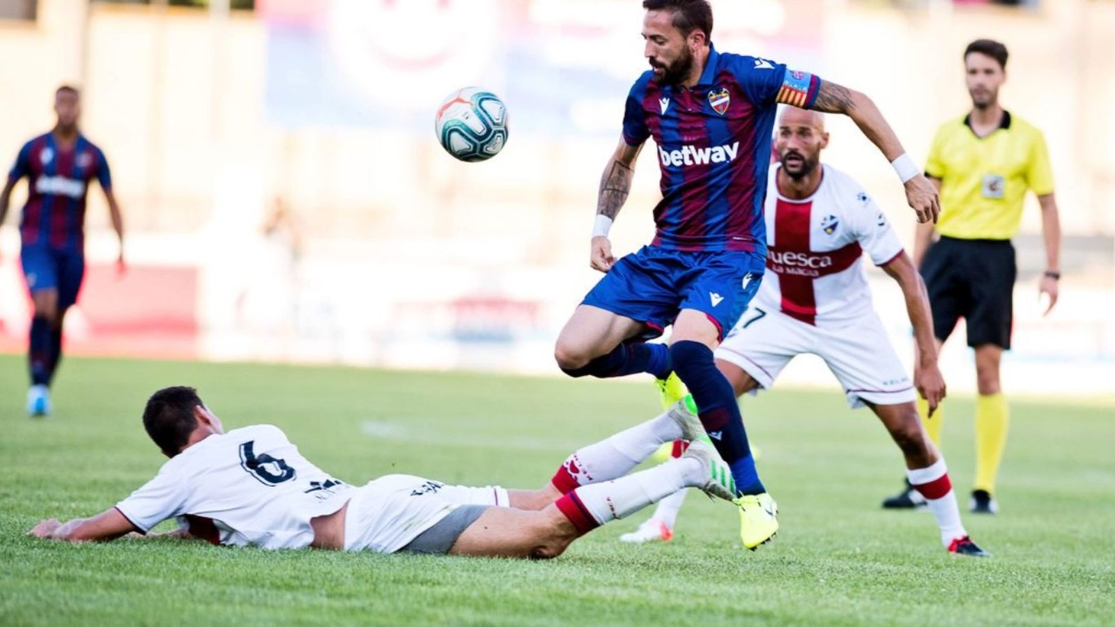 L\'Osca i el Llevant empaten a un gol en l\'amistós jugat a Terol