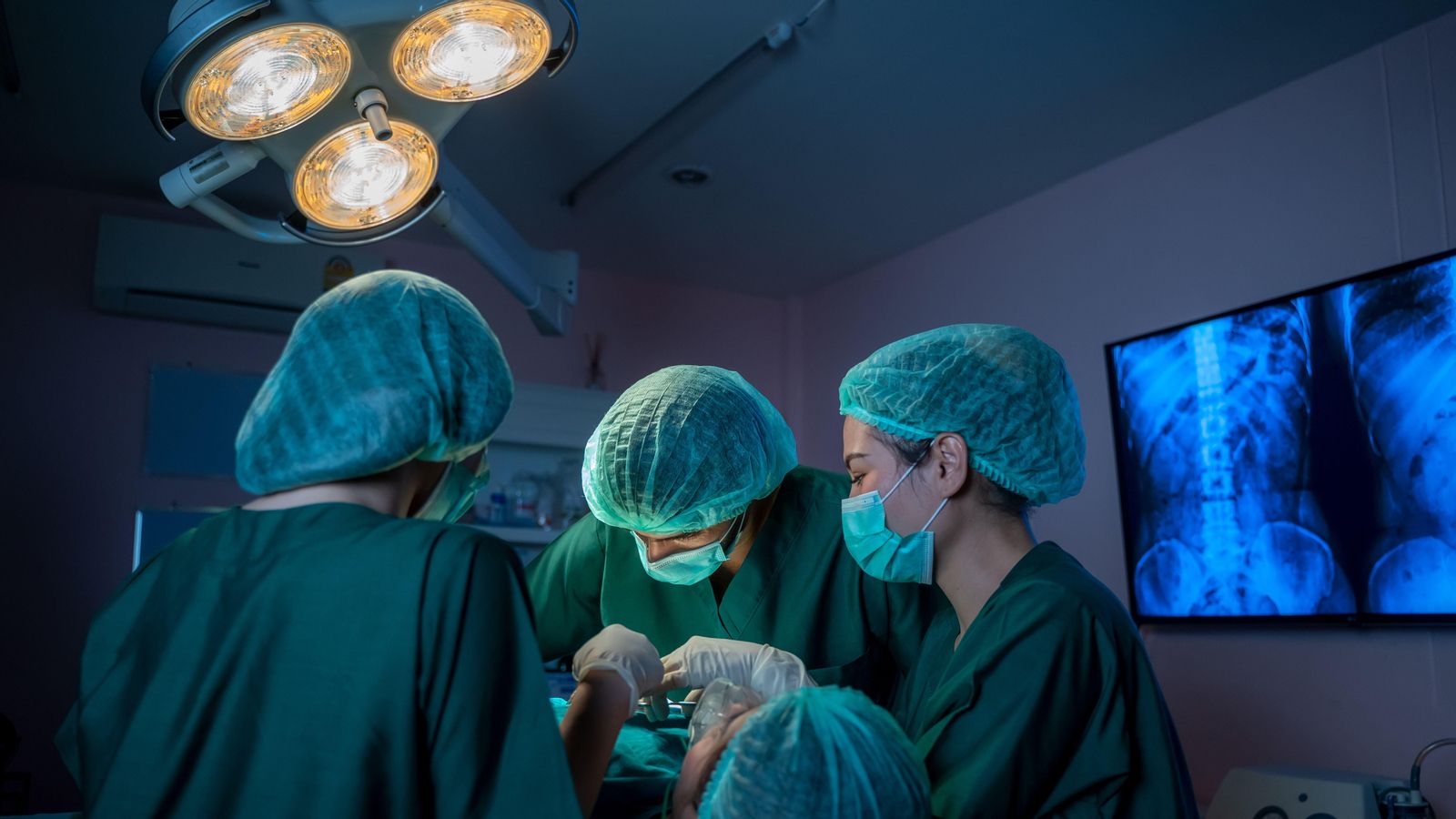 Imatge d'arxiu d'una intervenció quirúrgica