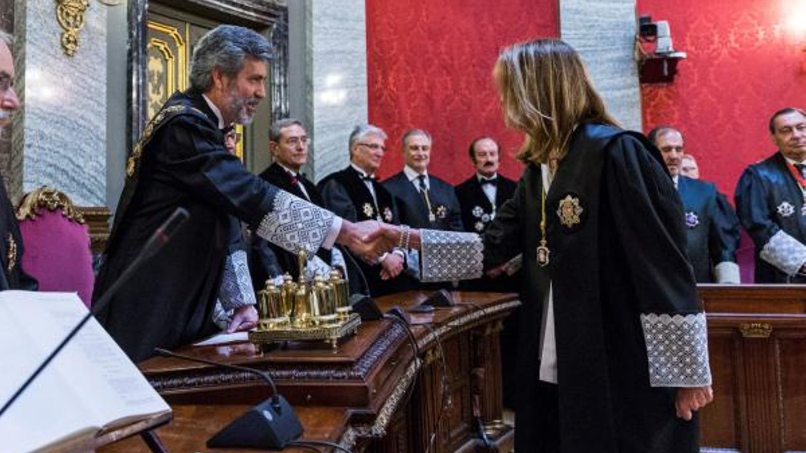 Carmen Lamela prenent possessió de la seua plaça