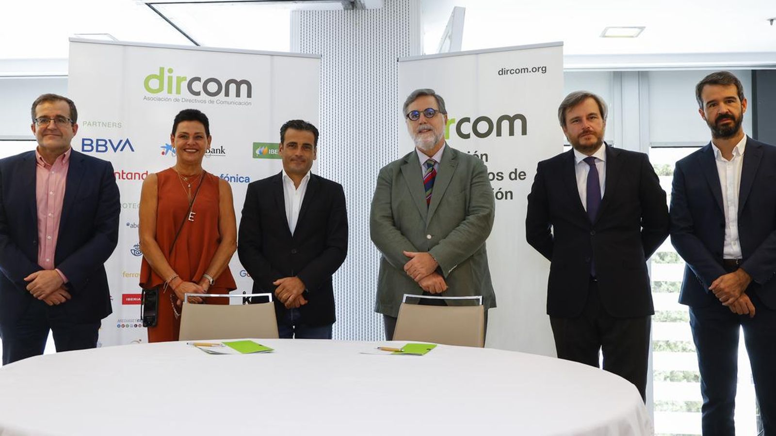 Benjamín Marín, Esther Castellano, Alfred Costa, Miguel López-Quesada, José Fernández Álava i Josep Maria Rochera.