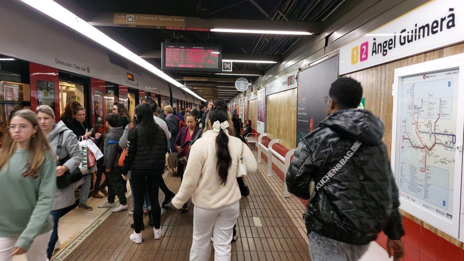 Una de les estacions de metro de València, en una imatge d'arxiu