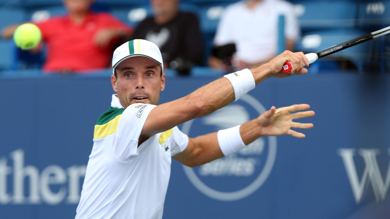 Roberto Bautista, en un dels punts del partit