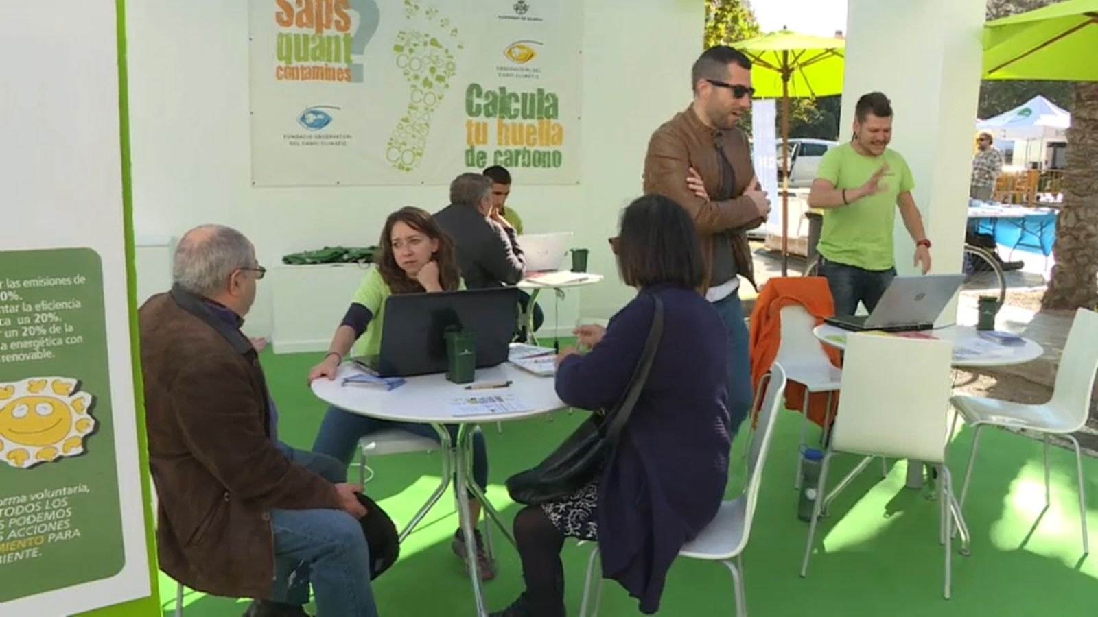 "La plaça canvia pel clima" mostra la transició energètica amb tallers i xarrades