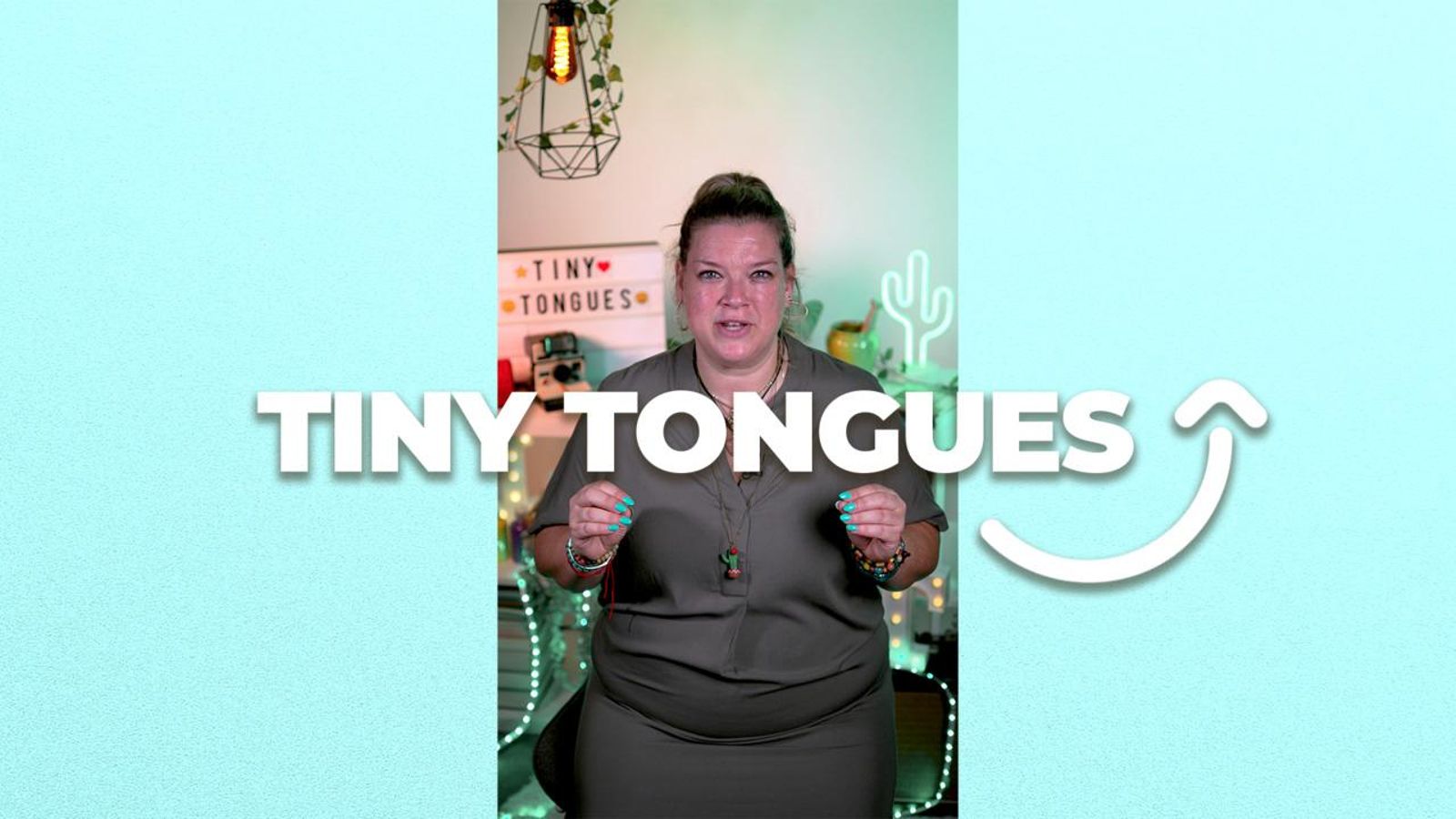 E oberta en valencià i en anglés