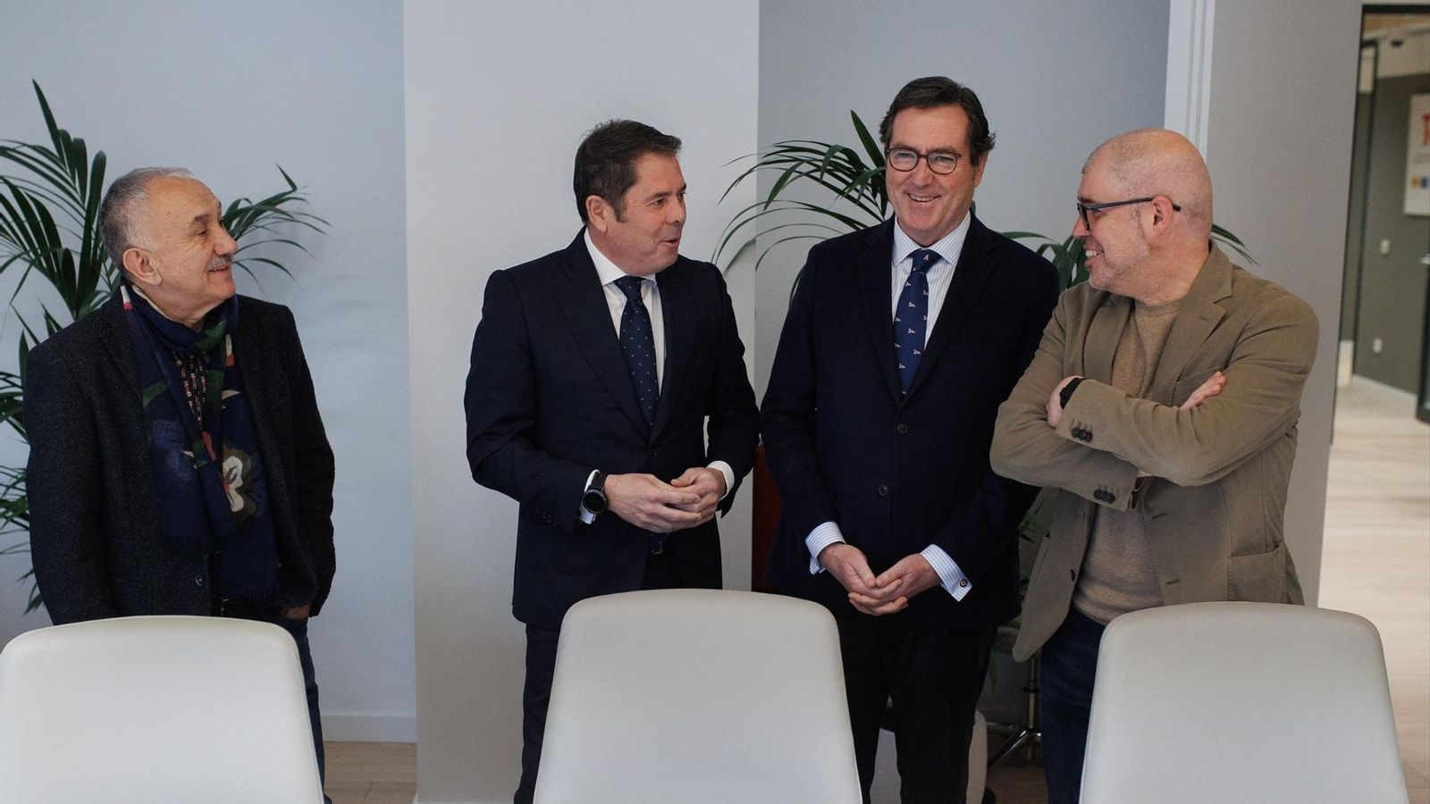 D'esquerra a dreta, Pepe Álvarez (secretari general d'UGT), Gerardo Cuerva (president de Cepyme), Antonio Garamendi (president de la CEOE) i Unai Sordo (secretari general de CCOO), en una imatge d'arxiu
