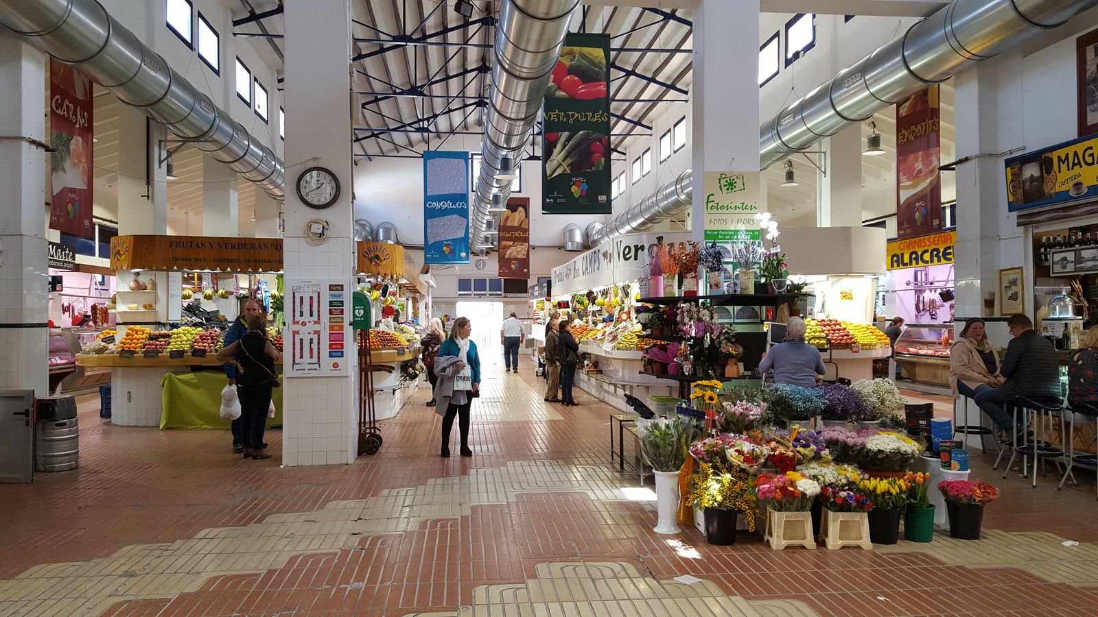 Una imatge del mercat de Dénia