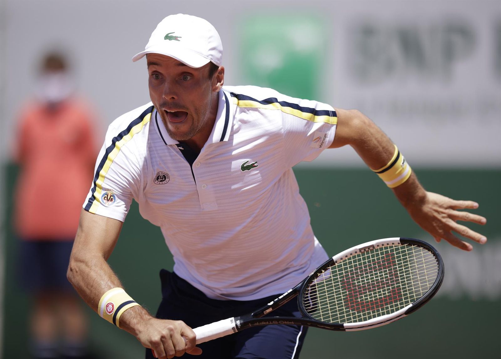 Bautista ha vestit amb una línia groga en homenatje al Vila-real