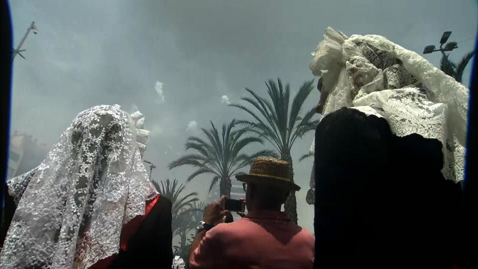 Mascleta fogueres diumenge