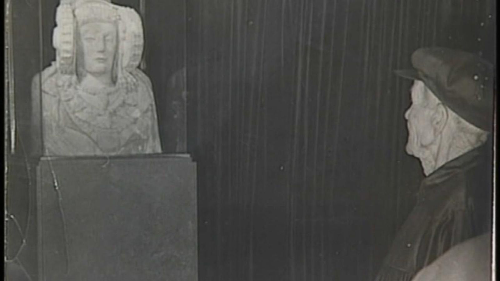 El trasllat de la Dama a Elx reobri el debat tècnic