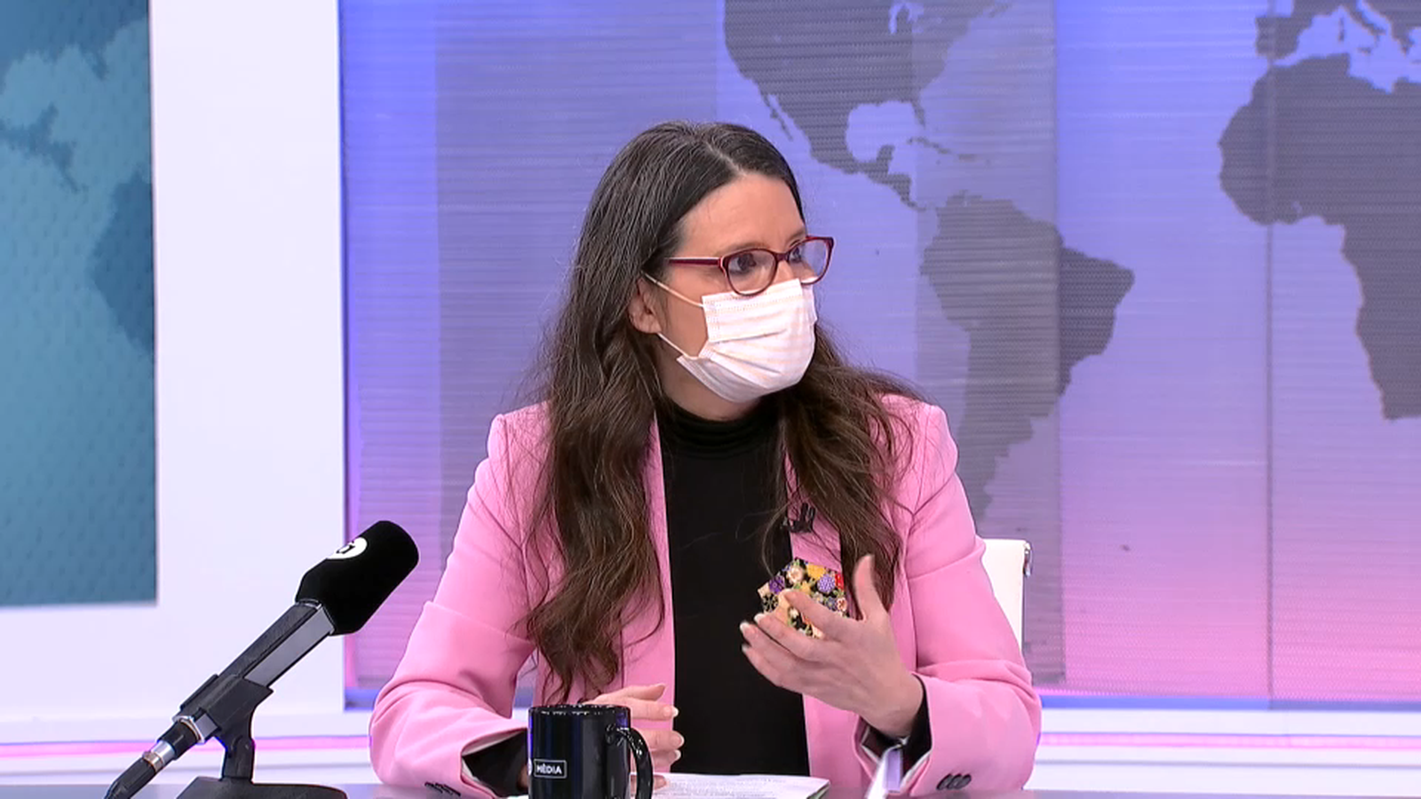 La vicepresidenta del Consell, Mónica Oltra, durant l'entrevista en Les Notícies del Matí
