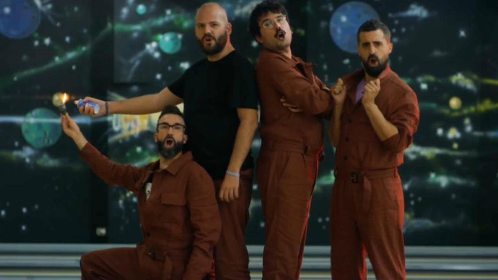 VÍDEO | La Fúmiga, reis de la pista de birles en el videoclip ‘Havia de passar’