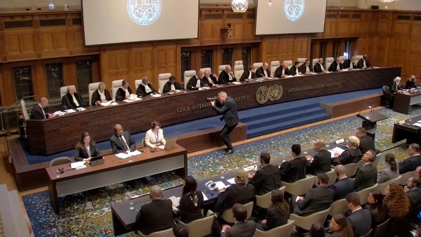 Els jutges de la Cort Internacional de Justícia en l'inici de la vista per genocidi contra Israel