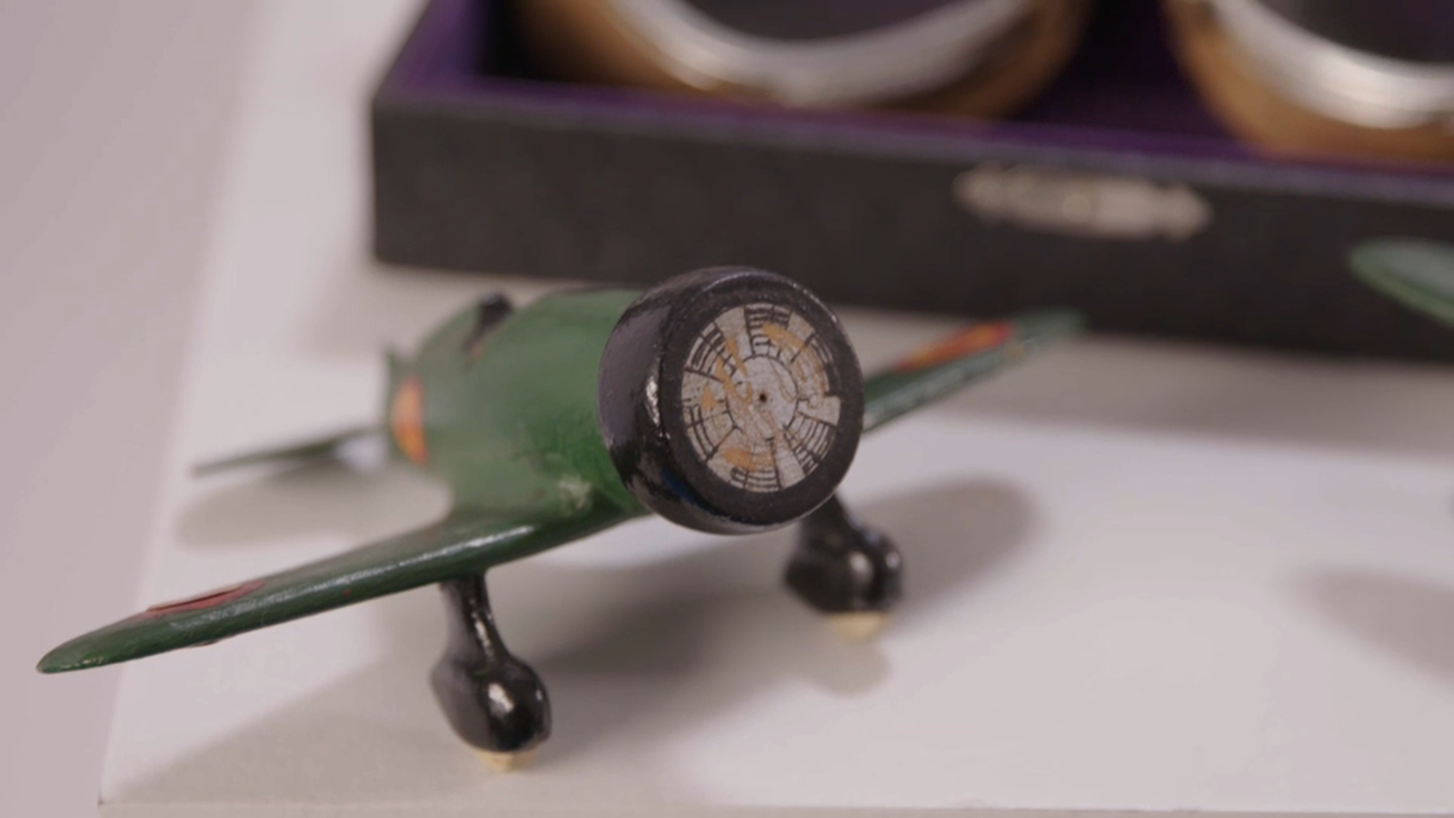 Un dels avions que Pepe va construir a la presó