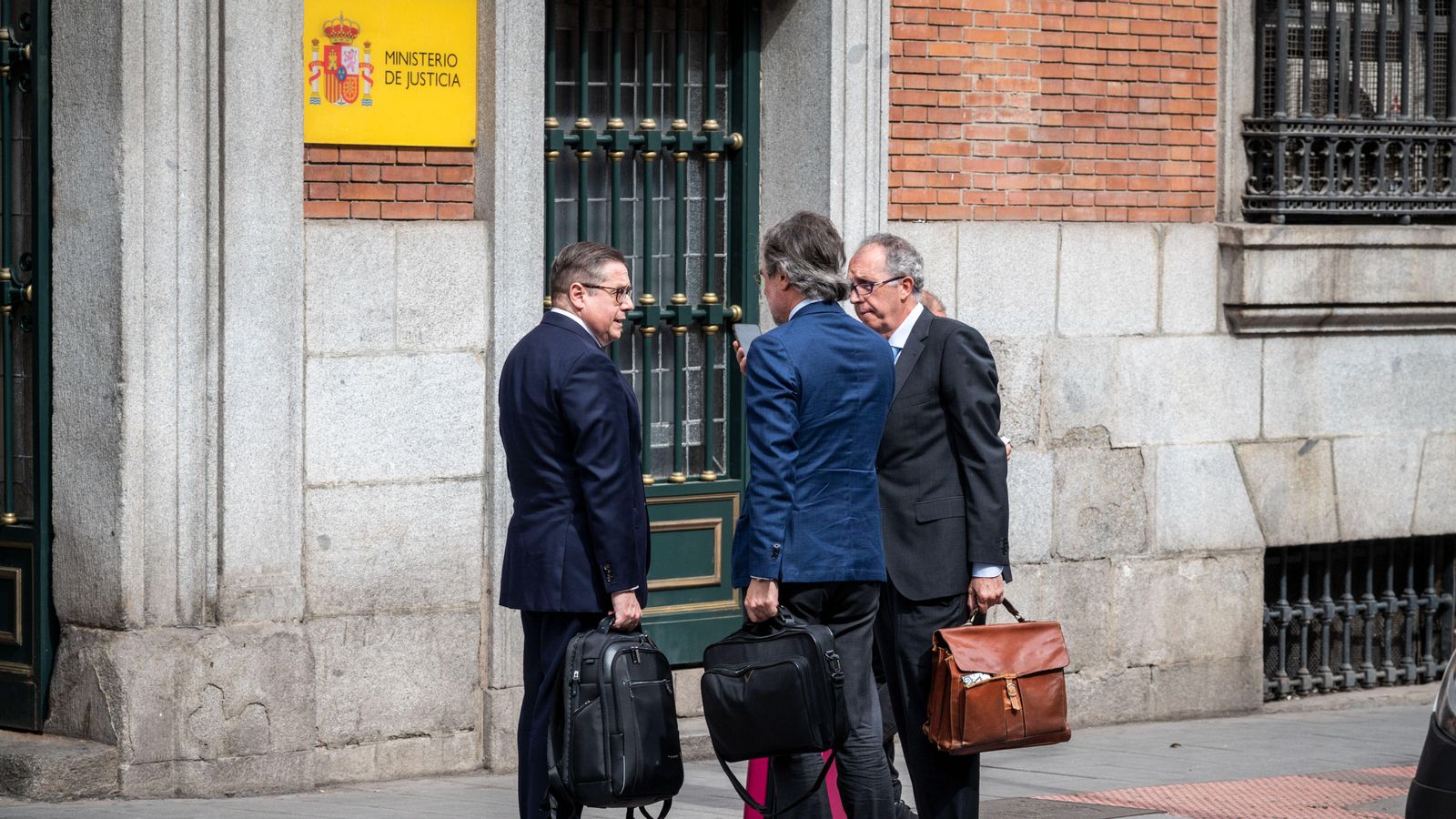 El magistrat de l’Associació Professional de la Magistratura, Juan José Carbonero, arriba a una de les reunions que ha mantingut amb els responsables de Justícia