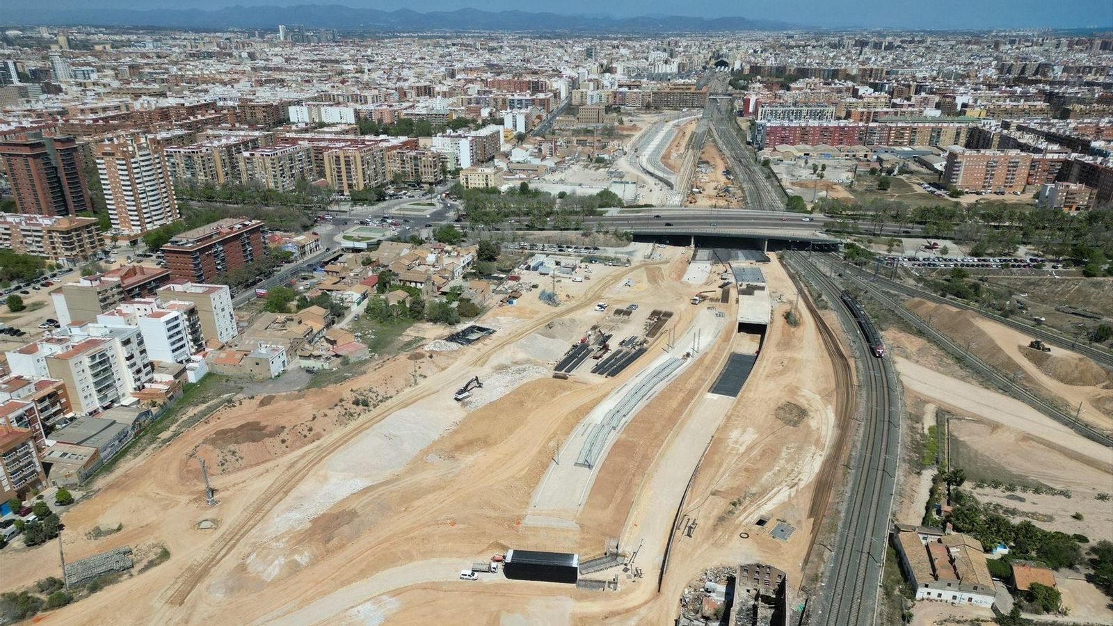 Estat de les obres del canal d'accés ferroviari a València, este divendres