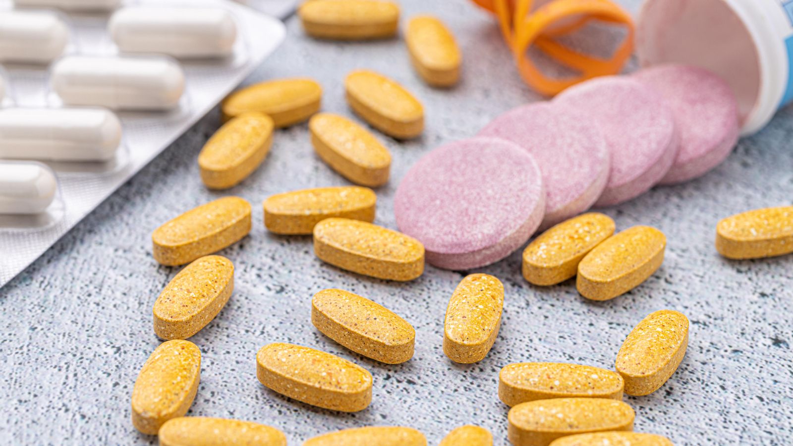 Imatge d'arxiu de medicaments i pastilles