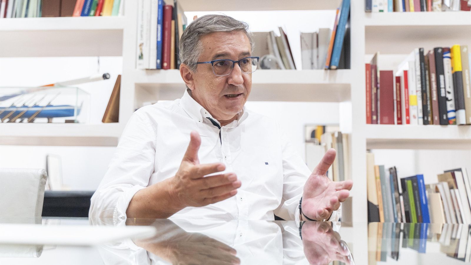El conseller d'Educació, Universitats i Formació, José Antonio Rovira, durant l'entrevista amb Europa Press