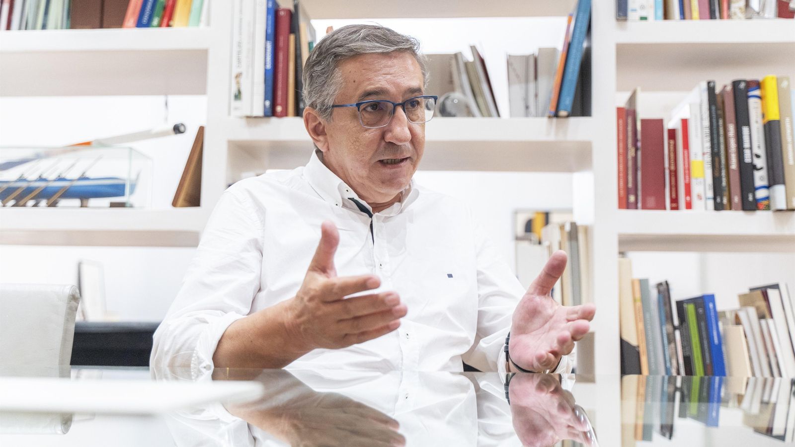 El conseller d'Educació, Universitats i Formació, José Antonio Rovira, durant l'entrevista amb Europa Press