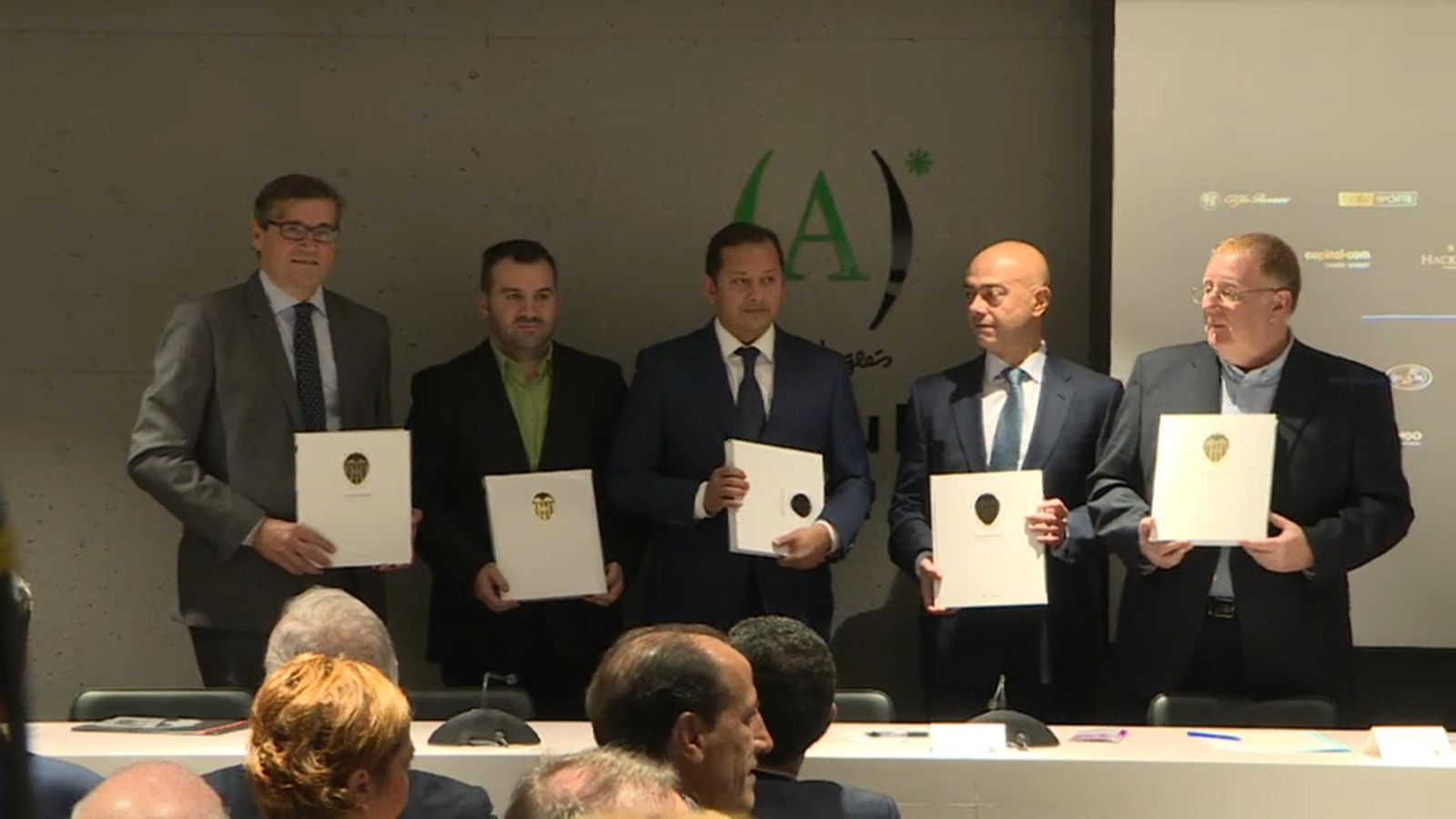 Un moment de la presentació del llibre