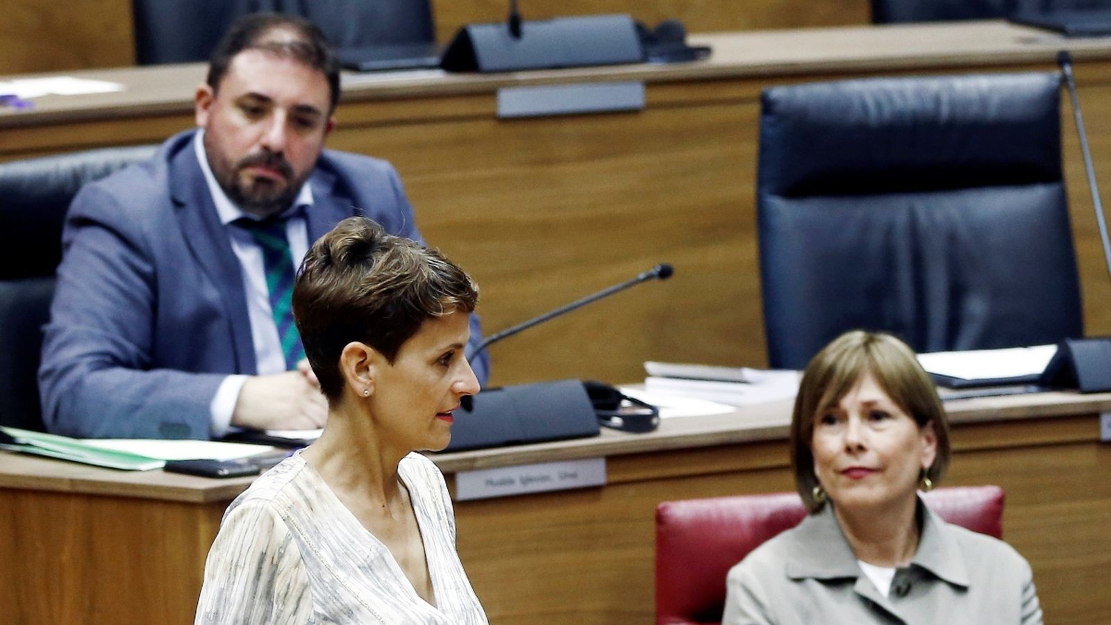 Constitució del Parlament de Navarra el 19 de juny, on va ser elegit el president Unai Hualde amb els vots del Partit Socialista de Navarra (PSN)
