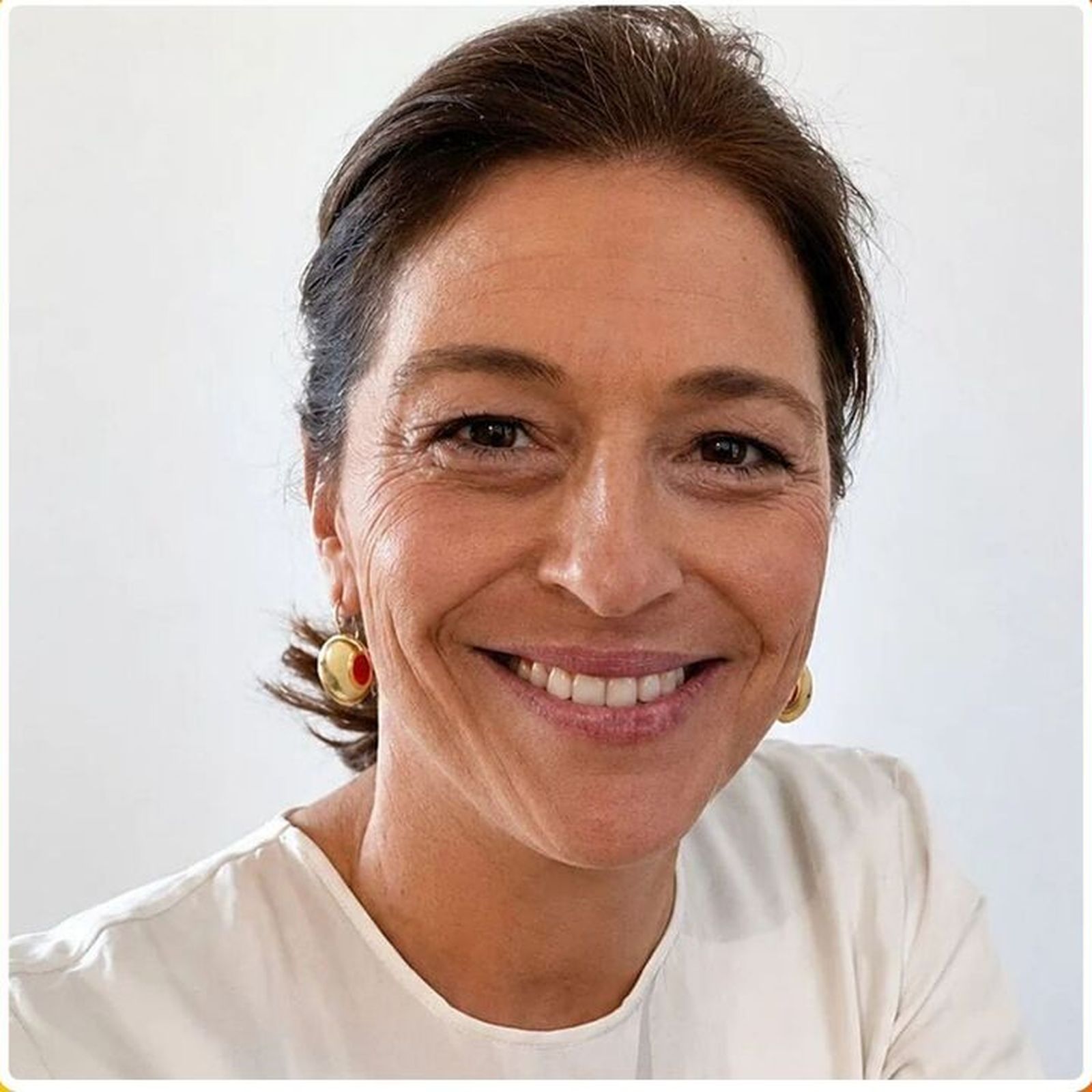 29.06.2026 | Ana de Vierna Grosso ens presenta el llibre “Si no les hablas de sexo, lo harán otros” episode artwork