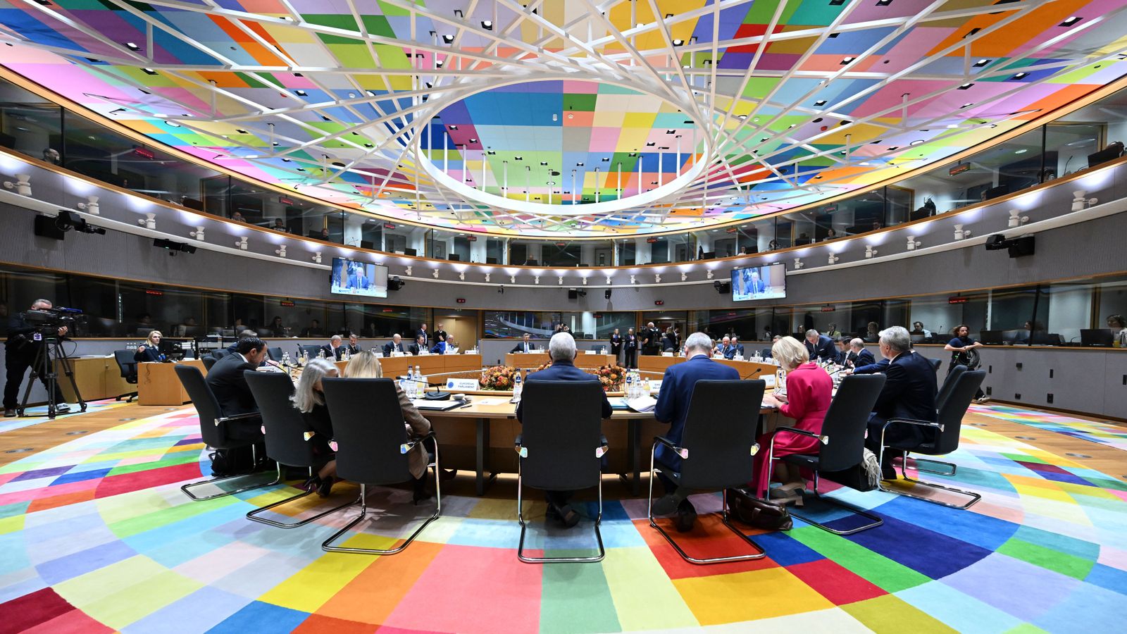 Europa es distancia dels EUA
