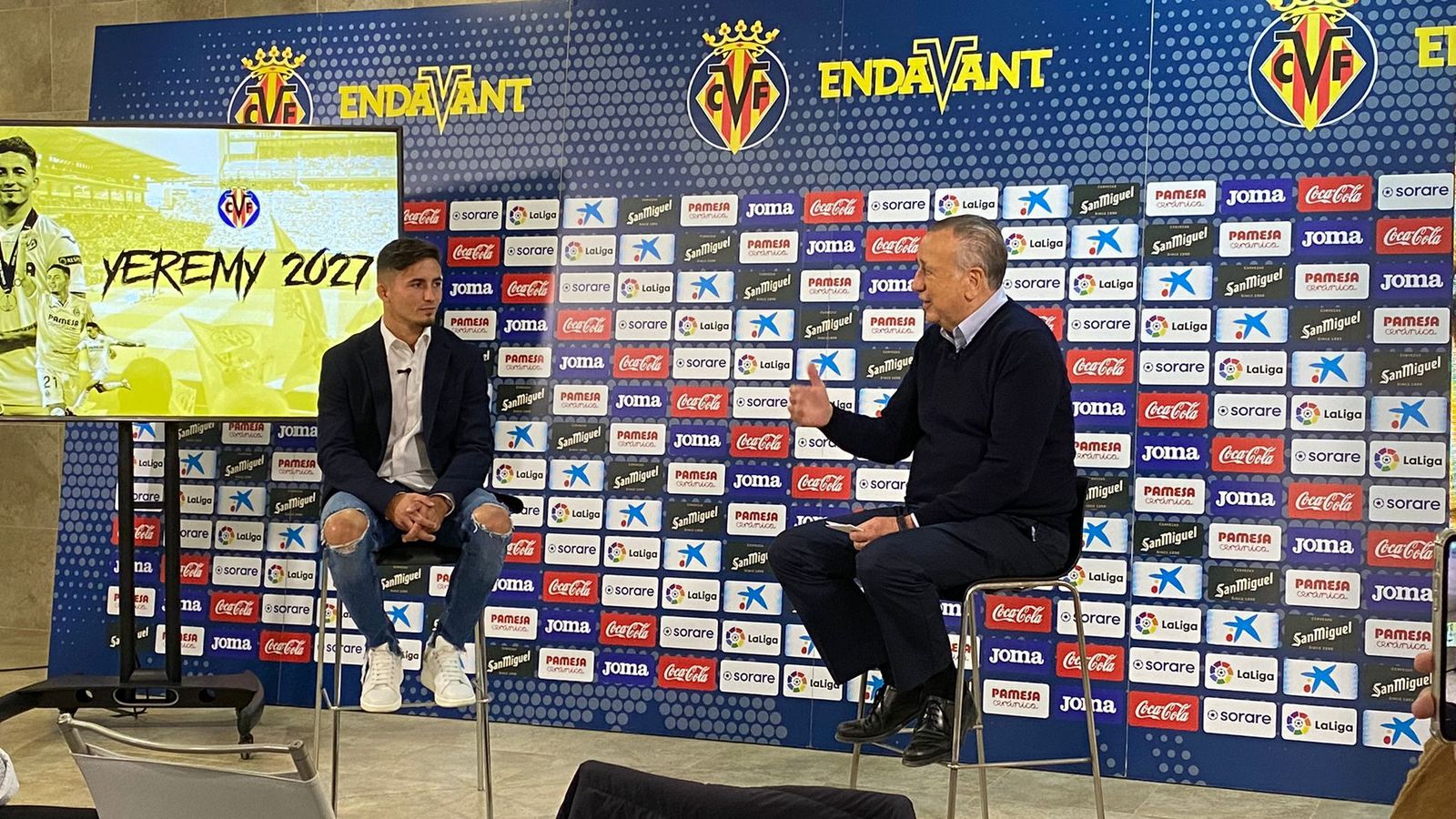 Yéremy Pino renova amb el Vila-real