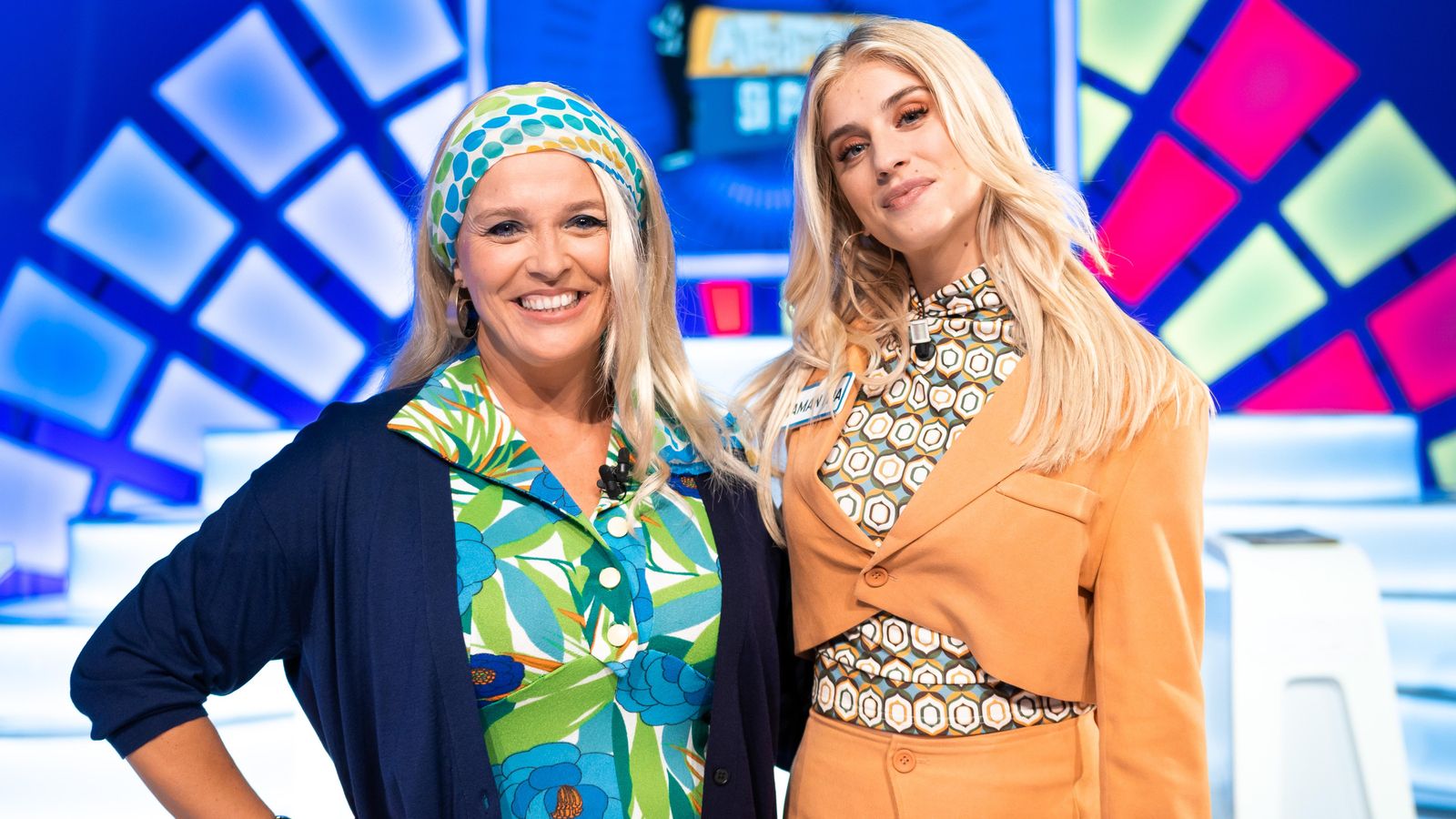 El programa inclourà l’actuació de Samantha amb la versió de Mi tierra de la campanya d’À Punt, “La veu de tots”.