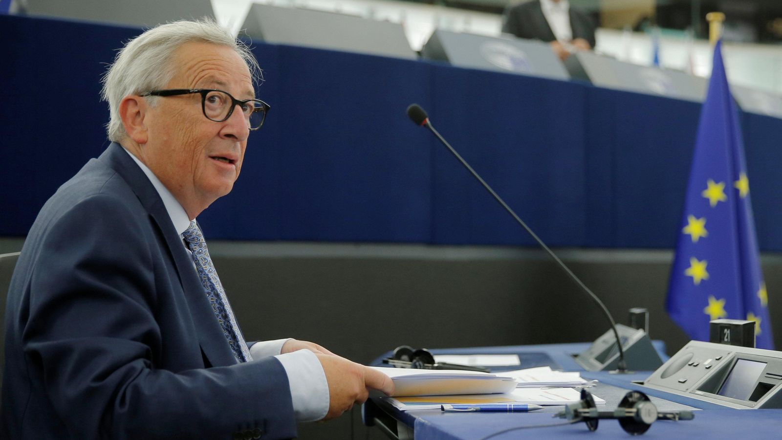Jean-Claude Juncker abans que comence el debat sobre l'Estat de la Unió