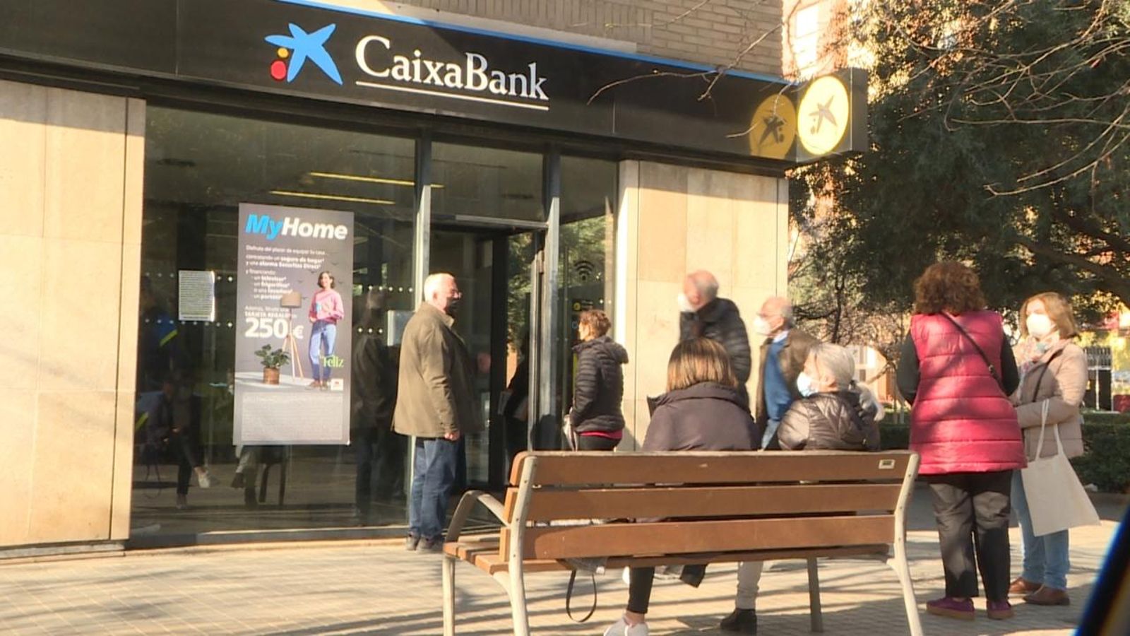 Els sindicats de CaixaBank preparen mobilitzacions contra les retallades