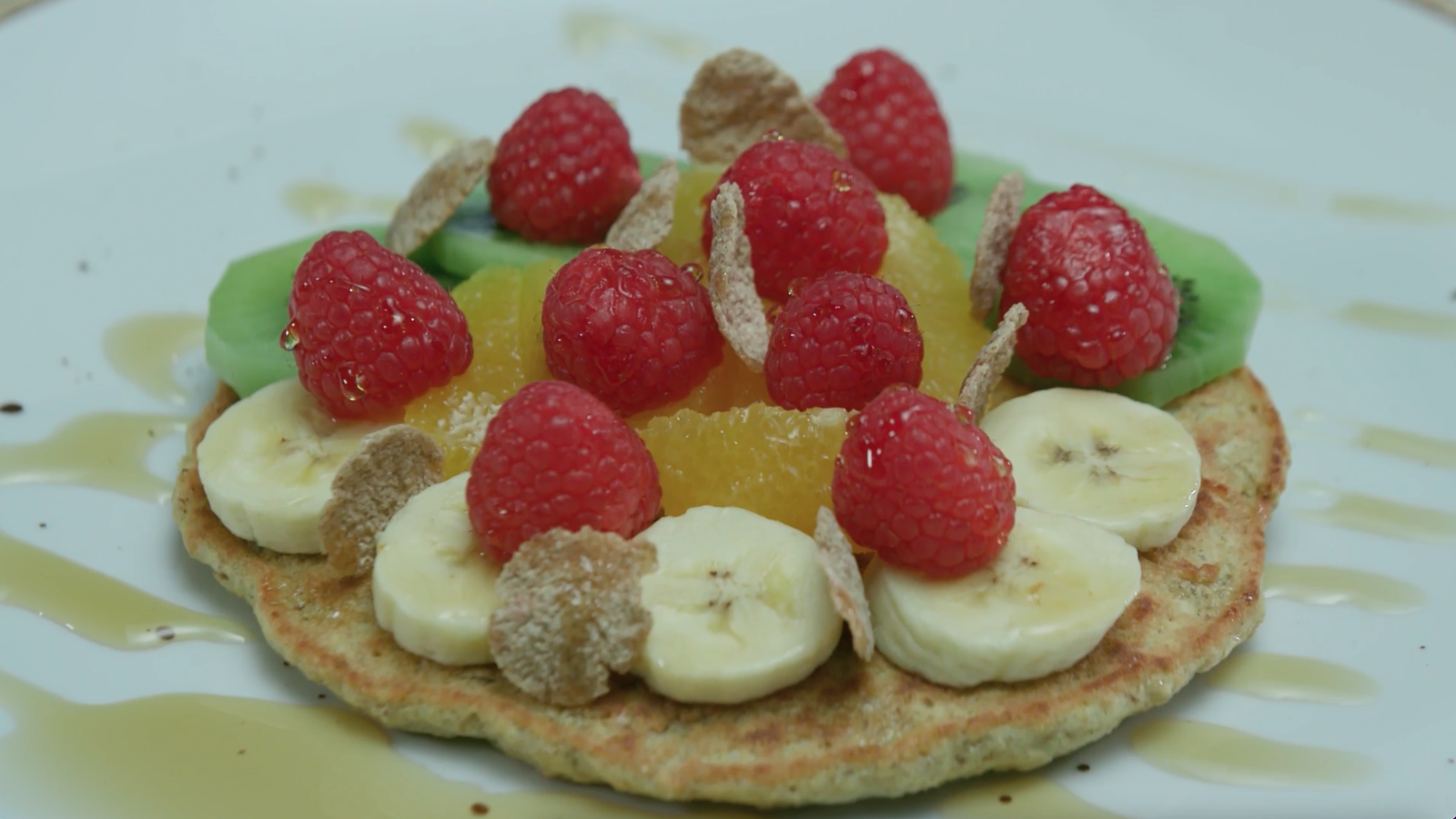 Coquetes d'avena i fruita fresca