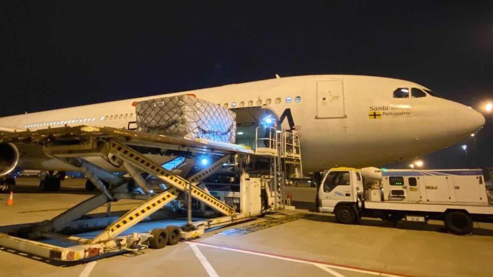 Avió procedent de la Xina amb material sanitari per a la Comunitat Valenciana